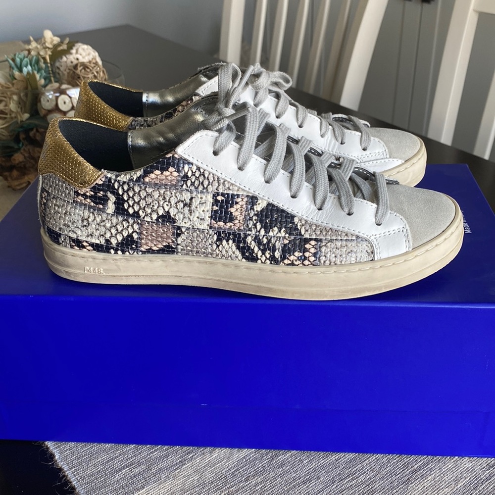 P448 John Picasso, sz 37